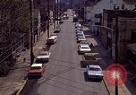 Image quartier près Steel mill Aliquippa Pennsylvania USA, 1970, de la seconde 9 séquences d'archives historiques vidéo 65675036743