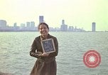 Image bâtiments sur les rives du lac Michigan Chicago Illinois USA, 1970, de la seconde 1 séquences d'archives historiques vidéo 65675036751