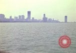 Image bâtiments sur les rives du lac Michigan Chicago Illinois USA, 1970, de la seconde 6 séquences d'archives historiques vidéo 65675036751