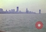 Image bâtiments sur les rives du lac Michigan Chicago Illinois USA, 1970, de la seconde 11 séquences d'archives historiques vidéo 65675036751