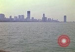 Image bâtiments sur les rives du lac Michigan Chicago Illinois USA, 1970, de la seconde 14 séquences d'archives historiques vidéo 65675036751
