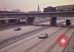 Image de routes à circulation dense Chicago Illinois USA, 1970, de la seconde 33 séquences d'archives historiques vidéo 65675036752