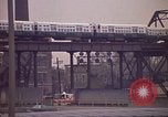Image de routes à circulation dense Chicago Illinois USA, 1970, de la seconde 42 séquences d'archives historiques vidéo 65675036752