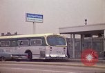 Image de routes à circulation dense Chicago Illinois USA, 1970, de la seconde 47 séquences d'archives historiques vidéo 65675036752
