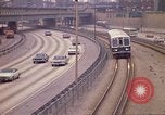 Image de routes à circulation dense Chicago Illinois USA, 1970, de la seconde 60 séquences d'archives historiques vidéo 65675036752