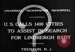 Image voulaient des affiches distribuées pour Charles A Lindbergh Jr Trenton New Jersey USA, 1932, de la seconde 1 séquences d'archives historiques vidéo 65675036754