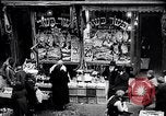 Image Boutique pour les juifs de la Pâques festival New York City USA, 1932, de la seconde 14 séquences d'archives historiques vidéo 65675036756