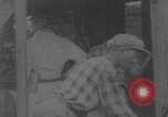 Immagine di Minatori intrappolati nella miniera di carbone di disastro Coalbrook Sud Africa, 1960, secondo 22 filmato di repertorio 65675036764
