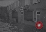 Image les inondations en Hollande Amsterdam Pays-Bas, 1960, de la seconde 17 séquences d'archives historiques vidéo 65675036765