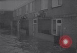Image les inondations en Hollande Amsterdam Pays-Bas, 1960, de la seconde 18 séquences d'archives historiques vidéo 65675036765