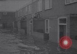 Image les inondations en Hollande Amsterdam Pays-Bas, 1960, de la seconde 20 séquences d'archives historiques vidéo 65675036765