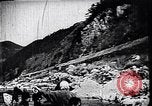 Image l'aviron de bateaux en bois Japon, 1900, de la seconde 14 séquences d'archives historiques vidéo 65675036773