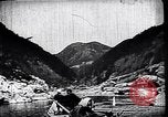 Image l'aviron de bateaux en bois Japon, 1900, de la seconde 15 séquences d'archives historiques vidéo 65675036773