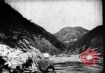 Image l'aviron de bateaux en bois Japon, 1900, de la seconde 18 séquences d'archives historiques vidéo 65675036773