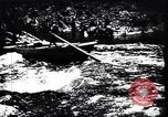 Image l'aviron de bateaux en bois Japon, 1900, de la seconde 39 séquences d'archives historiques vidéo 65675036773