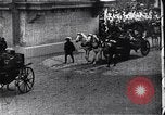 Image une procession publique Japon, 1900, de la seconde 8 séquences d'archives historiques vidéo 65675036778