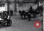 Image une procession publique Japon, 1900, de la seconde 14 séquences d'archives historiques vidéo 65675036778