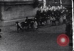 Image une procession publique Japon, 1900, de la seconde 18 séquences d'archives historiques vidéo 65675036778