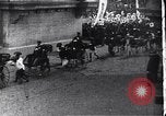 Image une procession publique Japon, 1900, de la seconde 21 séquences d'archives historiques vidéo 65675036778