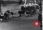 Image une procession publique Japon, 1900, de la seconde 22 séquences d'archives historiques vidéo 65675036778