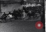 Image une procession publique Japon, 1900, de la seconde 26 séquences d'archives historiques vidéo 65675036778