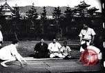 Image entraînement en arts martiaux Japon, 1900, de la seconde 30 séquences d'archives historiques vidéo 65675036780