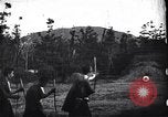 Image archers pratiquant Japon, 1900, de la seconde 34 séquences d'archives historiques vidéo 65675036781