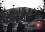 Image archers pratiquant Japon, 1900, de la seconde 43 séquences d'archives historiques vidéo 65675036781