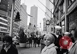Image Les gens dans les rues de Chicago en 1960 Chicago Illinois USA, 1965, de la seconde 6 séquences d'archives historiques vidéo 65675036783