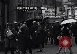 Image Les gens dans les rues de Chicago en 1960 Chicago Illinois USA, 1965, de la seconde 14 séquences d'archives historiques vidéo 65675036783