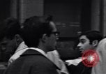 Image Les gens dans les rues de Chicago en 1960 Chicago Illinois USA, 1965, de la seconde 23 séquences d'archives historiques vidéo 65675036783