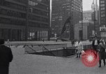 Image Daley Plaza Chicago en 1965 Chicago Illinois USA, 1965, de la seconde 5 séquences d'archives historiques vidéo 65675036785