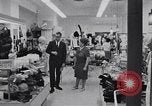 Immagine di Centro commerciale Chicago Illinois USA, 1965, secondo 30 filmato di repertorio 65675036791