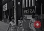 Image Dans les quartiers ouest de Chicago au milieu des années 1960 Chicago Illinois USA, 1965, de la seconde 26 séquences d'archives historiques vidéo 65675036794