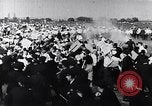 Standbild Memorial Day Massaker Chicago Illinois USA, 1937, aus Sekunde 12 historischem Filmmaterial Videoclip 65675036814