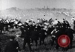 Standbild Memorial Day Massaker Chicago Illinois USA, 1937, aus Sekunde 22 historischem Filmmaterial Videoclip 65675036814
