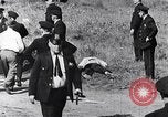 Standbild Memorial Day Massaker Chicago Illinois USA, 1937, aus Sekunde 61 historischem Filmmaterial Videoclip 65675036814