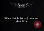 Standbild Brüder Wright Pioniere der Luftfahrt Europa, 1938, aus Sekunde 28 historischem Filmmaterial Videoclip 65675036830