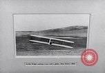 Standbild Wright Brothers'-Ebene Detroit Michigan USA, 1951, aus Sekunde 61 historischem Filmmaterial Videoclip 65675036838
