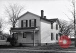 Standbild Wright Bruders Haus Greenfield Village, 1951, aus Sekunde 33 historischem Filmmaterial Videoclip 65675036840