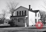 Standbild Wright Bruders Haus Greenfield Village, 1951, aus Sekunde 42 historischem Filmmaterial Videoclip 65675036840