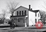 Standbild Wright Bruders Haus Greenfield Village, 1951, aus Sekunde 59 historischem Filmmaterial Videoclip 65675036840