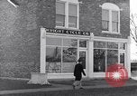 Image Wright Brother's cycle company Dayton Ohio USA, 1951, de la seconde 13 séquences d'archives historiques vidéo 65675036841