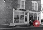 Image Wright Brother's cycle company Dayton Ohio USA, 1951, de la seconde 19 séquences d'archives historiques vidéo 65675036841