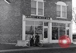 Image Wright Brother's cycle company Dayton Ohio USA, 1951, de la seconde 23 séquences d'archives historiques vidéo 65675036841