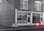 Image Wright Brother's cycle company Dayton Ohio USA, 1951, de la seconde 57 séquences d'archives historiques vidéo 65675036841