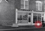 Image Wright Brother's cycle company Dayton Ohio USA, 1951, de la seconde 62 séquences d'archives historiques vidéo 65675036841