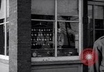 Standbild Magill Schmuck shop Detroit Michigan USA, 1951, aus Sekunde 40 historischem Filmmaterial Videoclip 65675036843