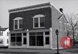 Image Wright Brother's Boutique de cycle Dayton Ohio USA, 1951, de la seconde 24 séquences d'archives historiques vidéo 65675036844