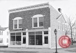 Image Wright Brother's Boutique de cycle Dayton Ohio USA, 1951, de la seconde 30 séquences d'archives historiques vidéo 65675036844